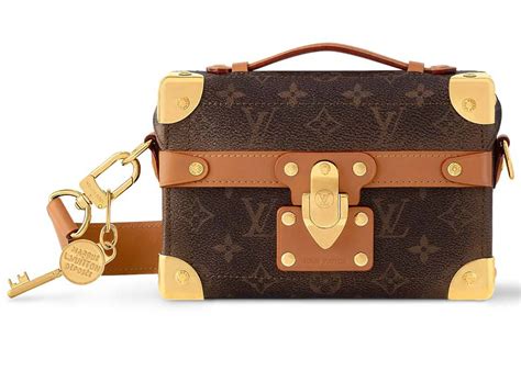 louis vuitton soul trunk.